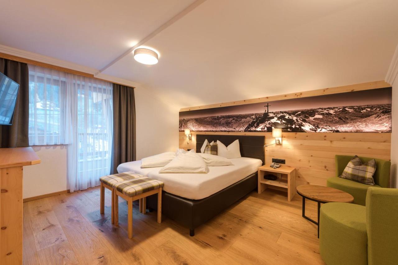 Hotel Enzian Paznaun See Exteriör bild