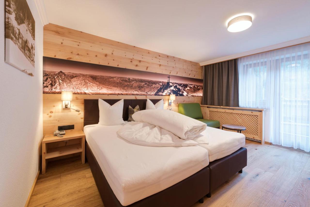 Hotel Enzian Paznaun See Exteriör bild