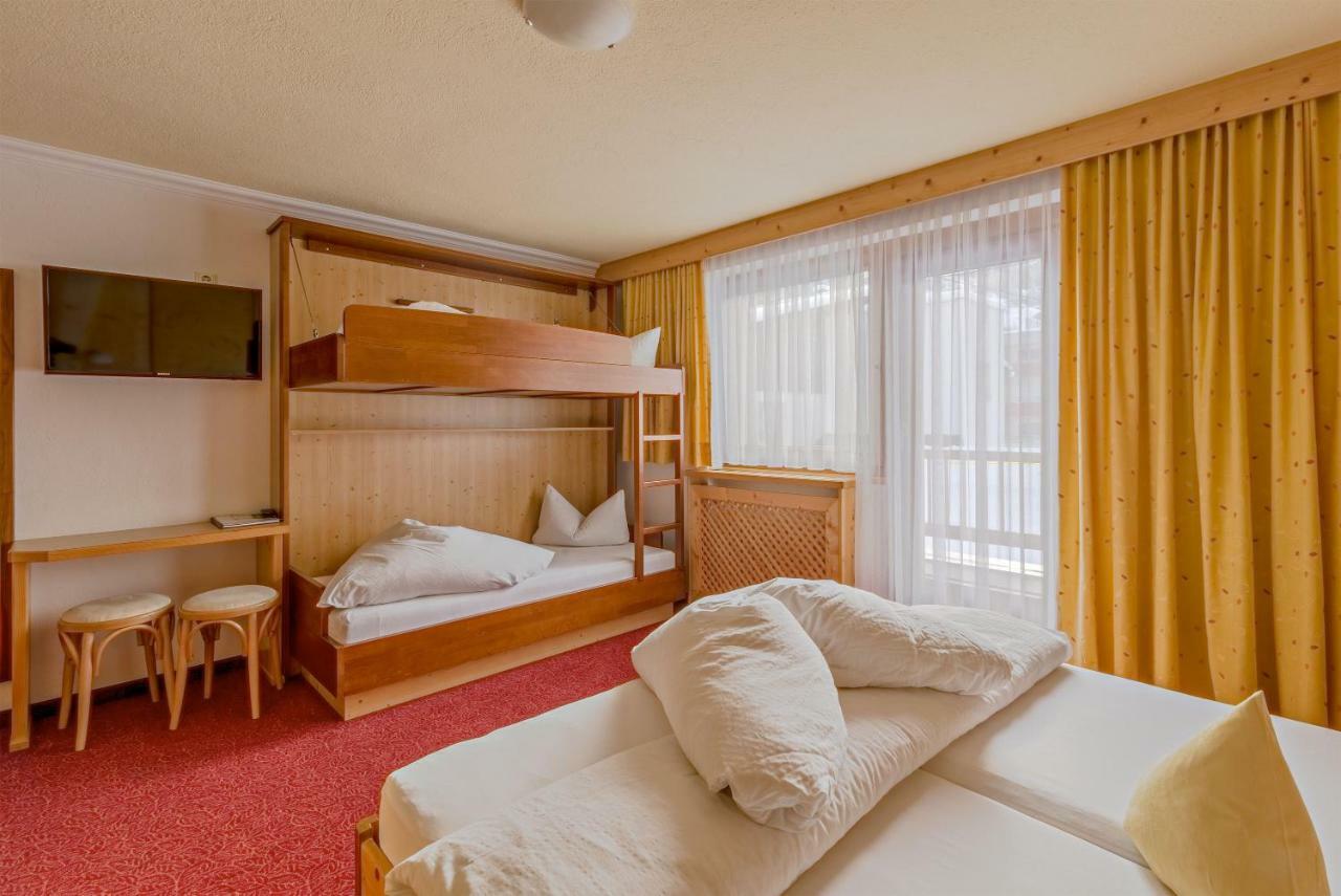 Hotel Enzian Paznaun See Exteriör bild